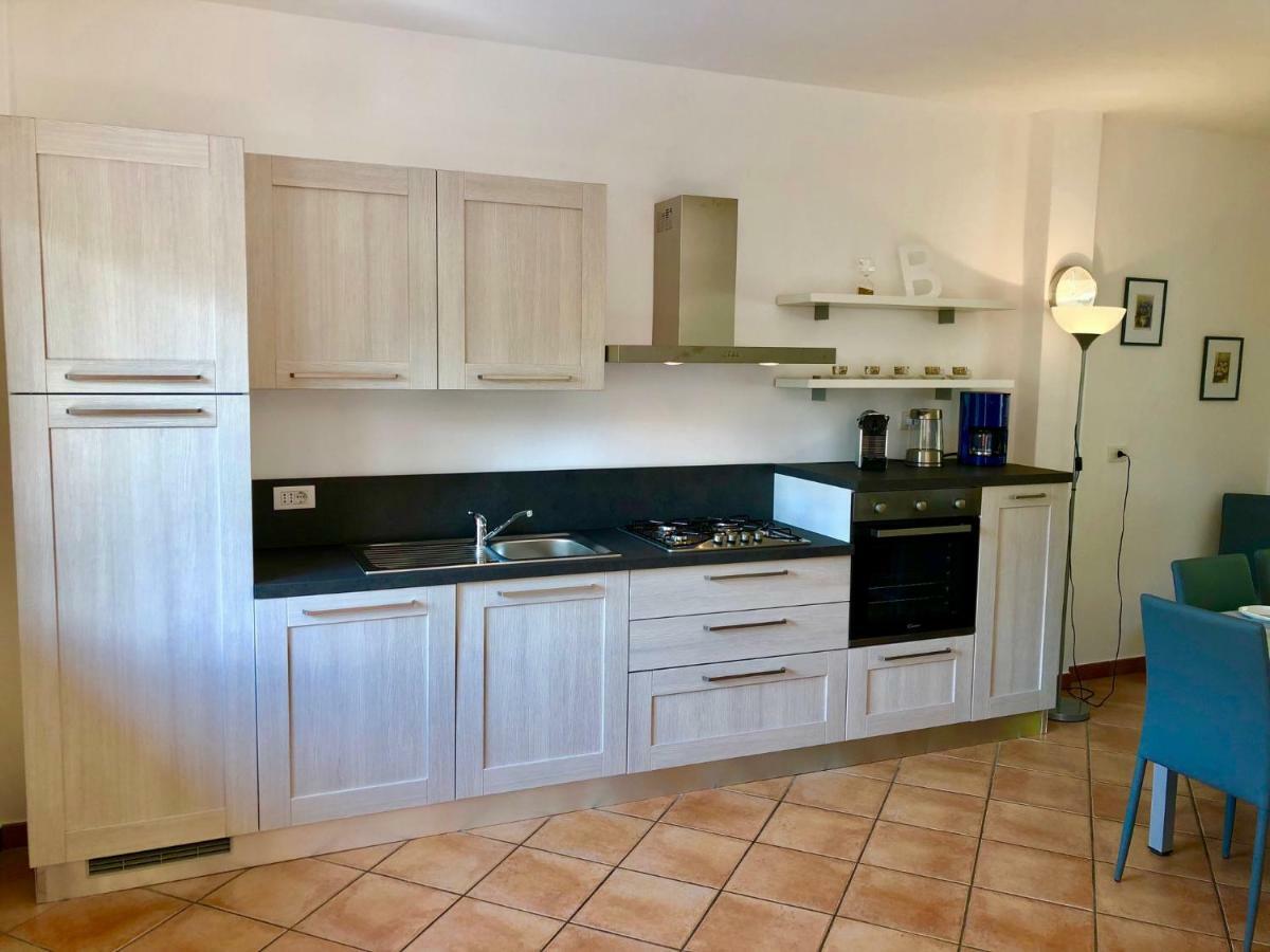 Residenza Ai Ronchi 1 2 6 Aparthotel Maccagno Bagian luar foto