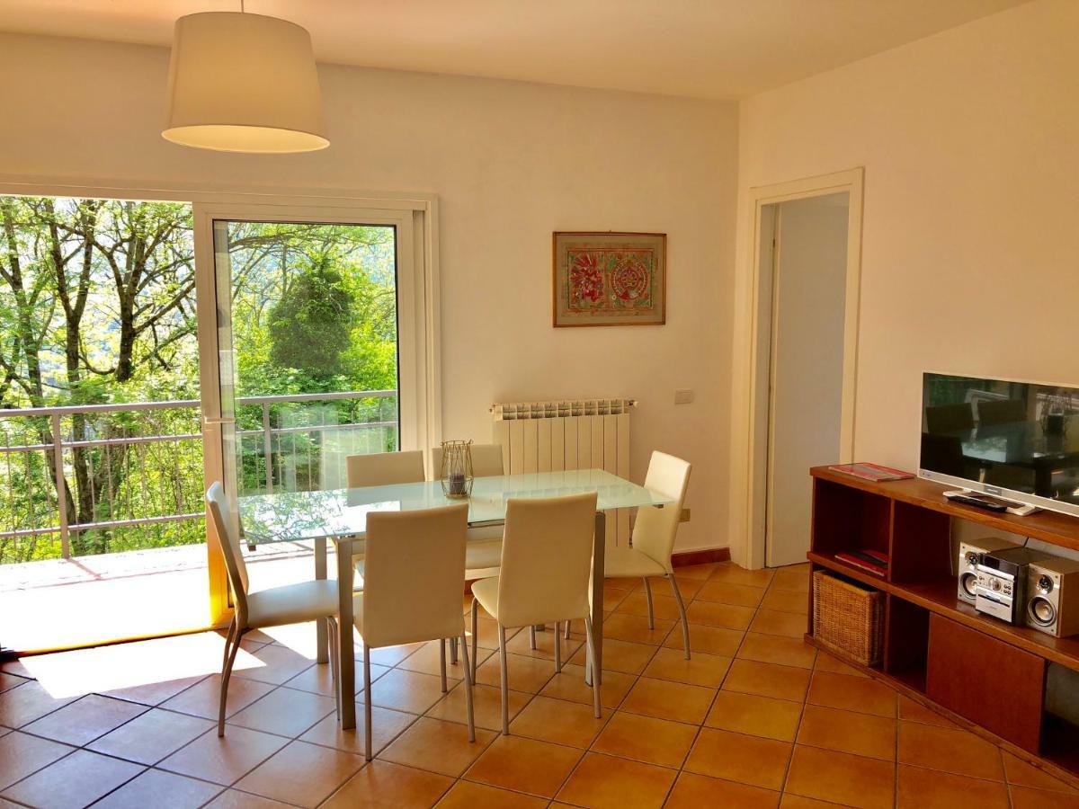 Residenza Ai Ronchi 1 2 6 Aparthotel Maccagno Bagian luar foto