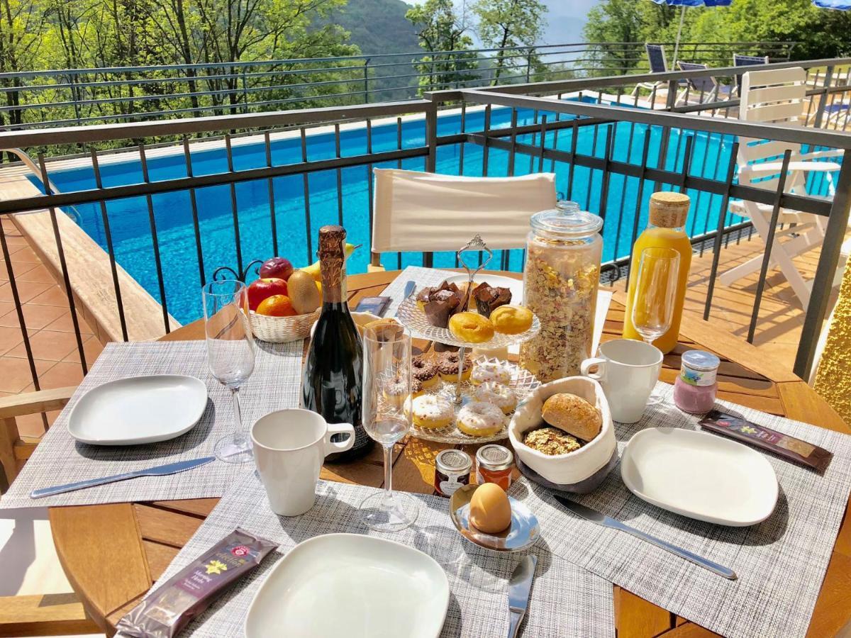 Residenza Ai Ronchi 1 2 6 Aparthotel Maccagno Bagian luar foto