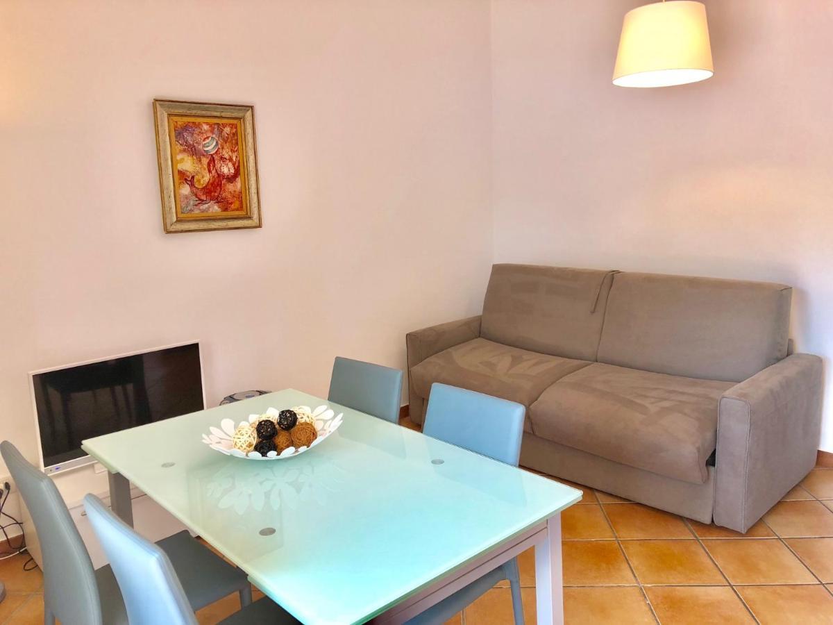Residenza Ai Ronchi 1 2 6 Aparthotel Maccagno Bagian luar foto
