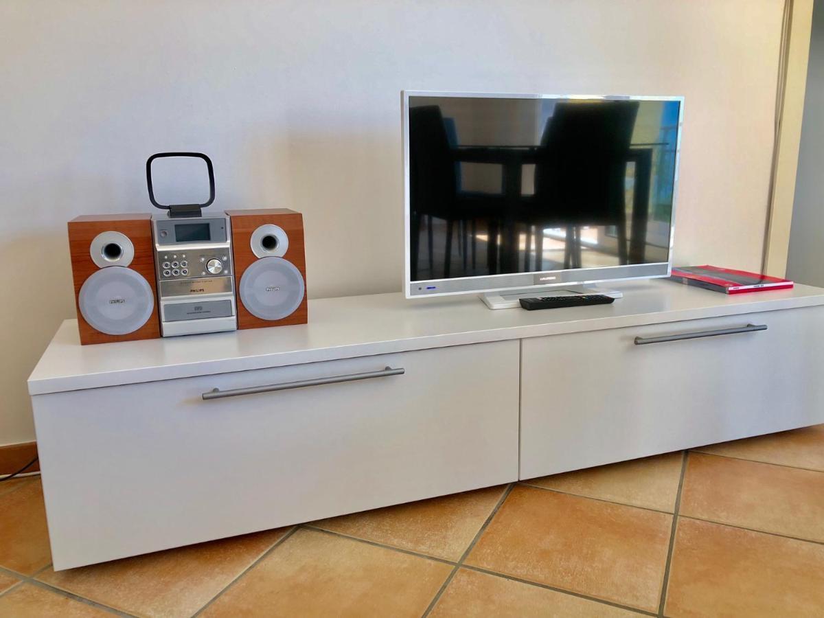 Residenza Ai Ronchi 1 2 6 Aparthotel Maccagno Bagian luar foto